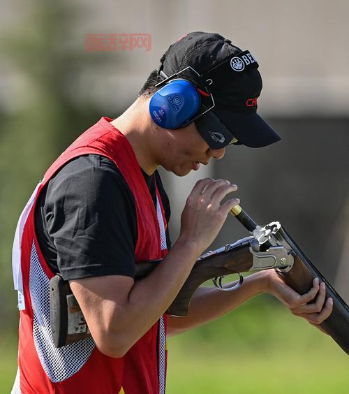 飞碟射击比赛规则：规则解读与技巧解析