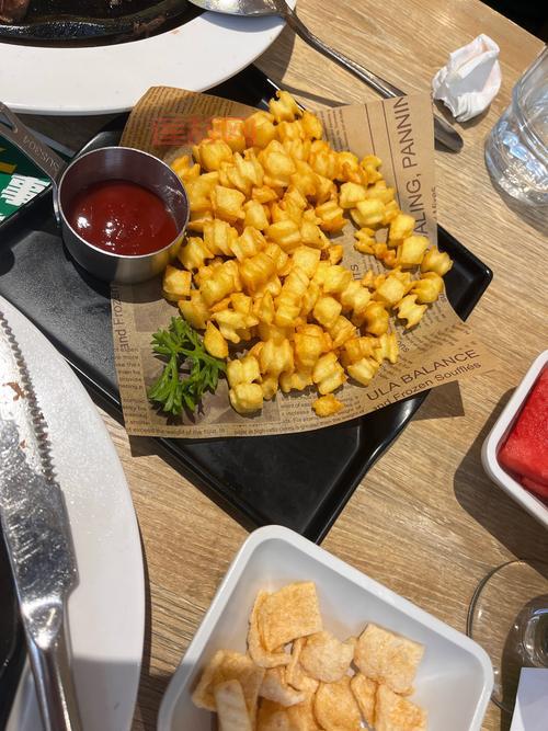 中国必胜客店铺突破500家，品牌发展迈向新高峰