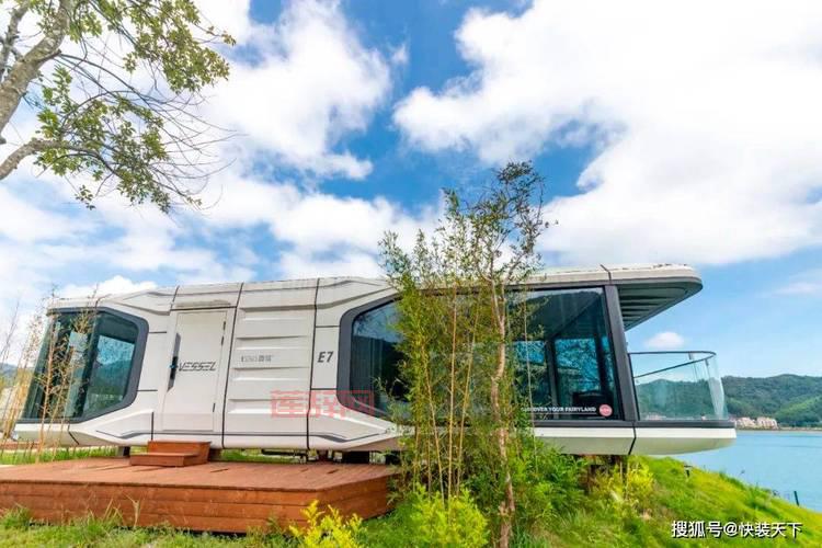 无尽空间：一场引人入胜的太空探险之旅