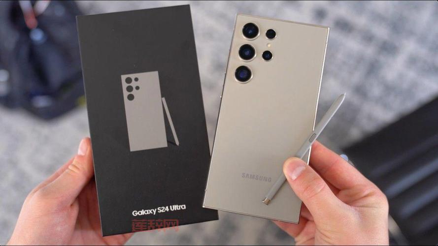 三星Galaxy S4开箱视频来了！看看都有啥？